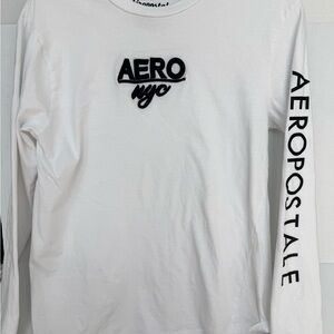 Aeropostale Classic White Tee in great condition.  Size Medium